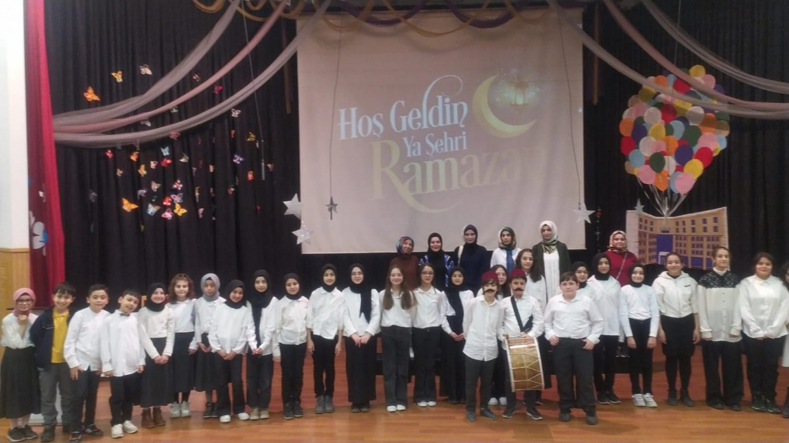 okulumuz Öğrencileri tarafından hoş geldin ya Şehri ramazan programı